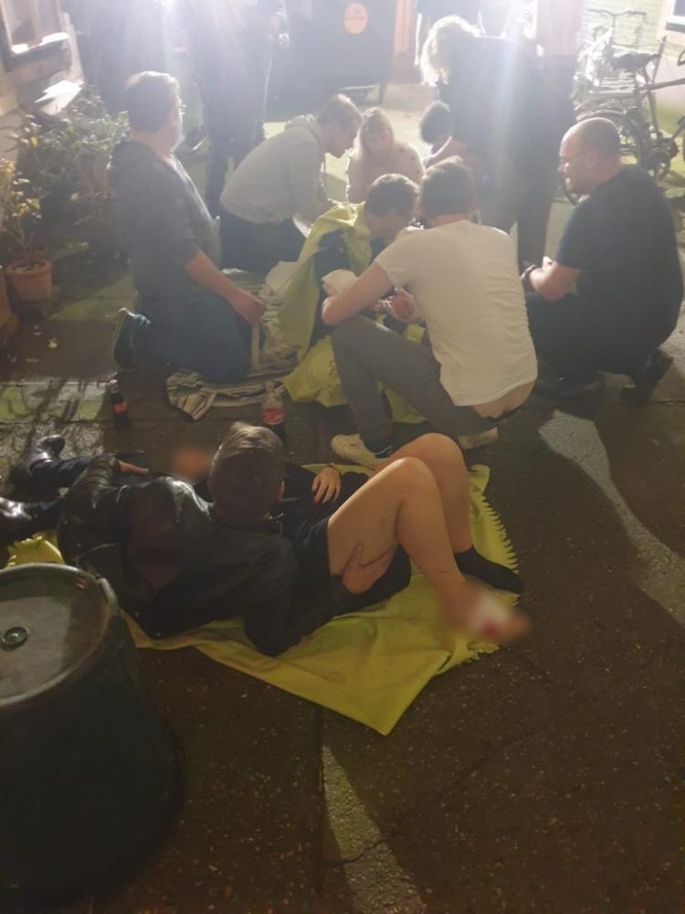 FOTO EXCLUSIV: Imagini de groază în centrul Vienei. Focuri de armă, morți, răniți și ostatici