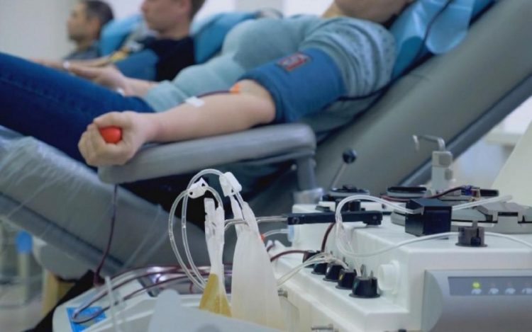 O profesoară a donat plasmă de ziua ei: „Este cadoul pe care eu mi l-am făcut”