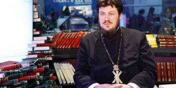 Purtătorul de cuvânt al lui ÎPS Teodosie: „Nu Biserica a umplut spitalele. Niște cinici v-au dat cârpe de doi lei, numite măști”