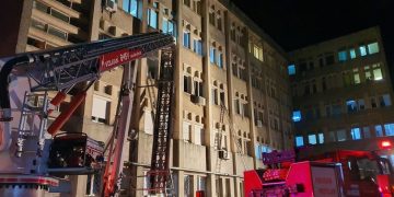 10 pacienți decedați, după un incendiu violent la secția ATI de la Spitalul Județean Piatra Neamț.