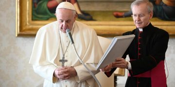 Viitorul se construiește în smerenie și rugăciune: papa Francisc, la audiența generală