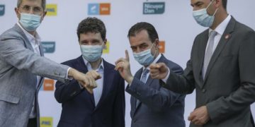 Partidele de dreapta împart deja pielea ursului din pădure pentru noua guvernare