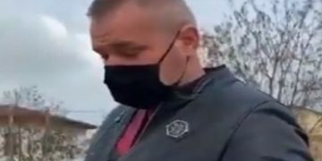 Polițist înjurat și amenințat cu bătaia: „Lasă că ne întâlnim noi… fără uniformă” – VIDEO