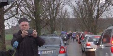 Ce le transmite autorităţilor un preot iritat care a filmat convoiul de maşini cu pelerini care merg la pelerinajul de Sf. Andrei