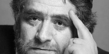 Actorul Răzvan Ionescu are un mesaj pentru CTP: Cristian Tudor Popescu, SCHIMBĂ-ȚI NUMELE. Și daca vreodată se va întâmpla să te întrebe Hristos cum te cheamă, raspunde-i direct: LEGIUNE!