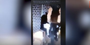 Muncitor român, bătut crunt de fiul patronului unei agenții de muncă din Olanda: ”Am avut urechea ruptă” Citeşte întreaga ştire: Muncitor român, bătut crunt de fiul patronului unei agenții de muncă din Olanda: ”Am avut urechea ruptă”