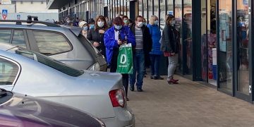 La biserica interzis, la supermarket liber – galerie foto