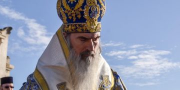 Cum explică ÎPS Teodosie faptul că nu poartă mască de protecție: ”Nu am respirație dacă folosesc masca în timp ce folosesc glasul”