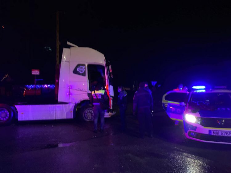 ACTUALIZARE 2. Nebunie curată în Baia Mare: Urmărire de 70 de kilometri și blocaje rutiere ale poliției. FOTO