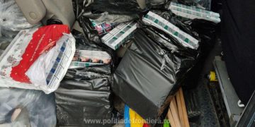 Ţigări în valoare de 159.000 lei, confiscate în urma unor acţiuni specifice desfăşurate de poliţiştii de frontieră din nordul ţării
