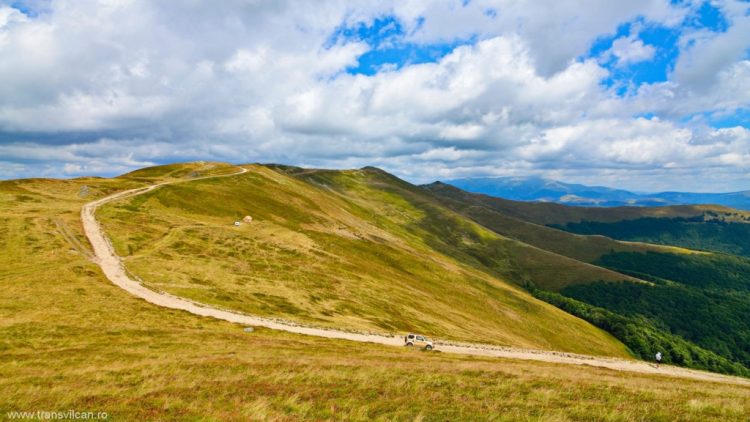 Transvilcan, noul drum spectaculos peste Carpați