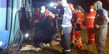 Accident rutier deosebit de grav. Un bărbat a murit după ce s-a răsturnat cu camionul