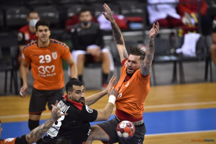 Handbal. Liga Zimbrilor. CS Minaur Baia Mare a pierdut meciul cu campioana en-titre, Dinamo Bucureşti