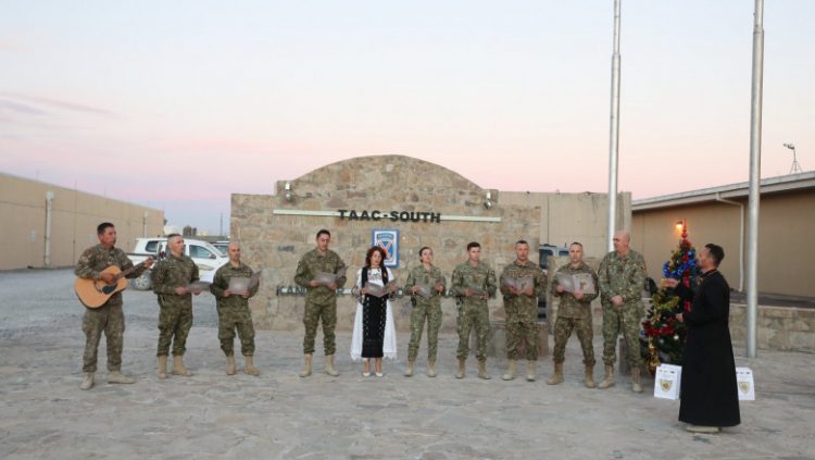 Cum au sărbătorit Crăciunul militarii români din Afganistan