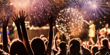 Ce reguli trebuie respectate de Revelion şi ce amenzi riscă petrecăreţii