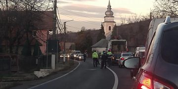 Accident rutier la Tăuţii Măgherăuş. Trafic blocat – foto