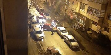 Coliziune între două maşini pe strada Transilvaniei – FOTO