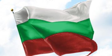 Bulgaria nu exclude posibilitatea de a ale cere străinilor să fie vaccinați anti-COVID, la intrarea în țară