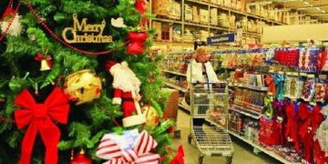 Cumpărături de Crăciun şi Revelion. Ce ne sfătuiesc poliţiştii în perioada sărbătorilor