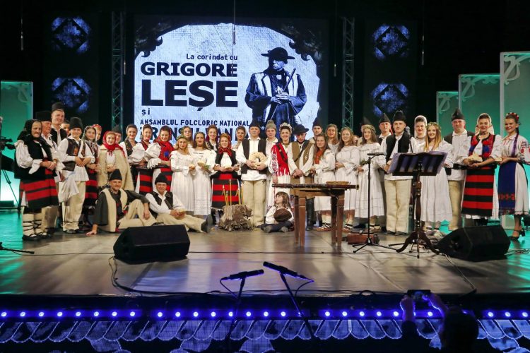 Grigore Leşe porneşte cu „corinda”