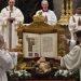 TVR transmite de la Vatican Sfânta Liturghie a Nopții de Crăciun și Mesajul ”Urbi et Orbi”