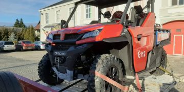 Utilaj nou în dotarea ISU Maramureş: vehicul utilitar pentru stingerea incendiilor în zone greu accesibile