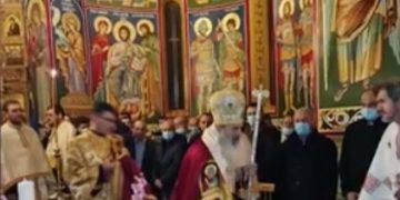 ÎPS Teodosie, din nou în mijlocul unui scandal. Filmat în biserică, fără să respecte măsurile din pandemie