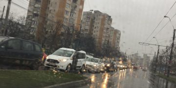 Trafic infernal în Baia Mare! Sensuri giratorii blocate – FOTO