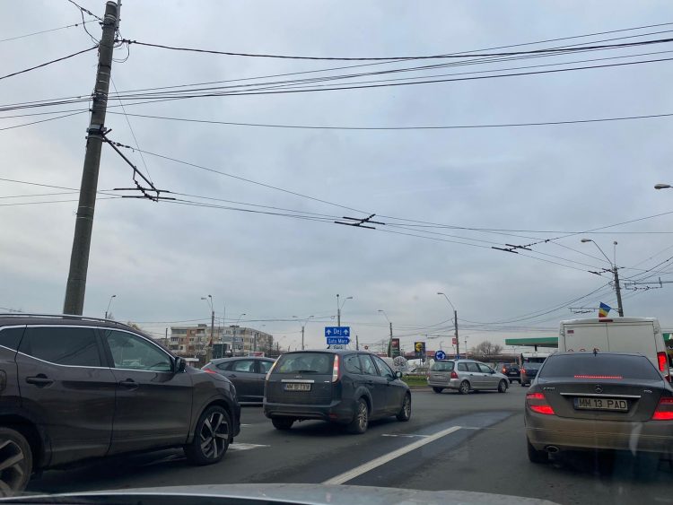 Trafic infernal în Baia Mare. Se circulă bară la bară – FOTO