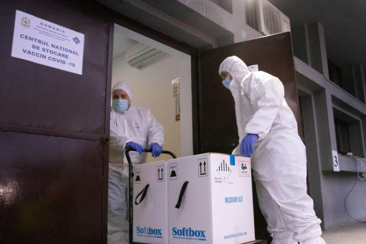 A doua tranșă de vaccinuri anti-COVID sosește în România