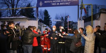 Firma care se ocupă de instalaţia electrică de la „Matei Balş”: „Noi am recomandat sa nu se folosească improvizații”