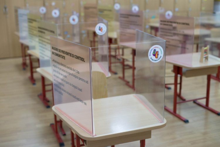 Instituțiile de învățământ rămân închise până la data de 8 februarie