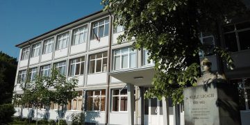 Se desființează clase în Maramureș. Se revoltă profesorii din Vișeu de Sus și Baia Mare