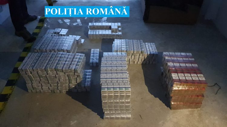 13 percheziţii în Maramureş, la persoane bănuite de contrabandă. Au fost ridicate peste 115.000 de țigarete și un autoturism