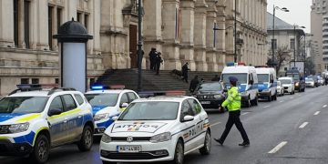 Alertă cu bombă la Curtea de Apel Bucureşti. Procesul Elenei Udrea a fost suspendat