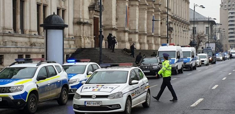 Alertă cu bombă la Curtea de Apel Bucureşti. Procesul Elenei Udrea a fost suspendat