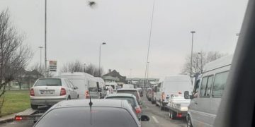 Aglomerație în Petea, la ieșirea din țară – foto