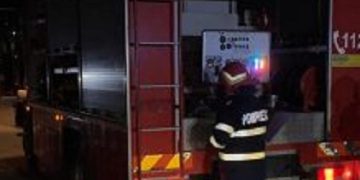 O pacientă a dat foc unui coş de gunoi de la secţia Chirurgie a Spitalului Judeţean Baia Mare