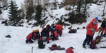 Alpinistul decedat sâmbătă, în masivul Bucegi, după ce a încercat să-și salveze partenera, era un cercetător cunoscut