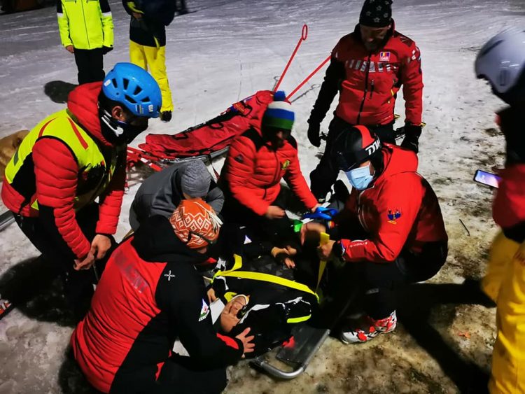 11 accidente în weekend-ul care a trecut pe pârtiile de pe domeniul schiabil Cavnic, Roata şi Icoana