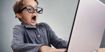 Lumea virtuală și provocările ei. Parteneriatul cadrelor didactice cu polițiștii de prevenire