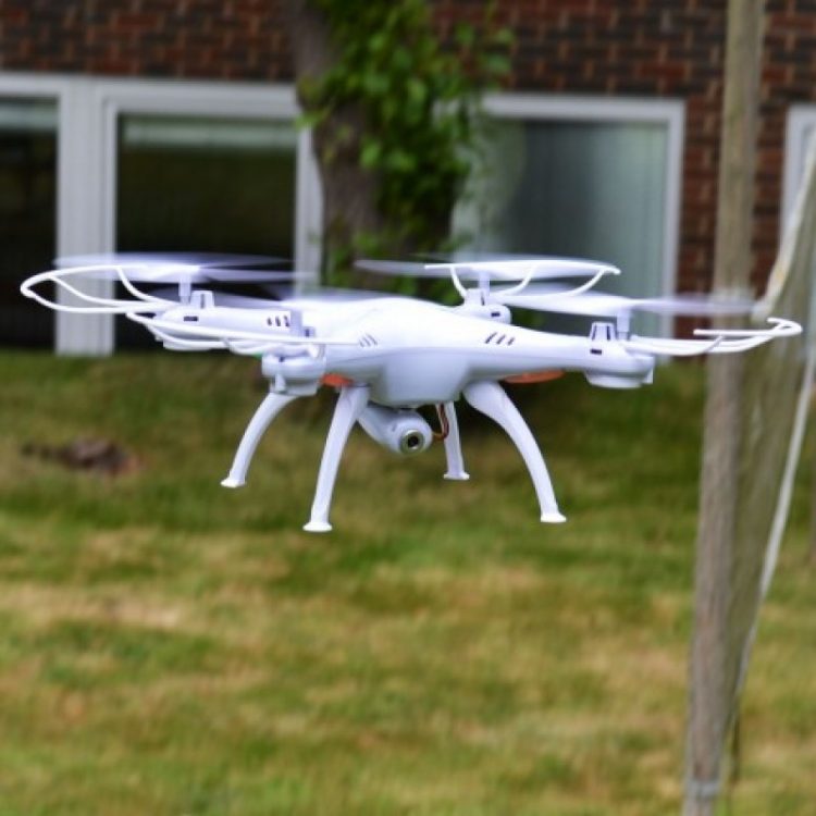 Folosirea dronelor în investigațiile jurnalistice a fost interzisă în Ungaria. Ziariștii riscă închisoarea