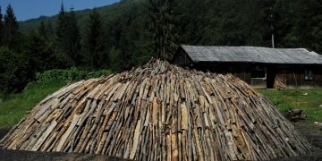 Bocșa din Strâmbu-Băiuț: Fabrica de cărbune din inima Maramureșului