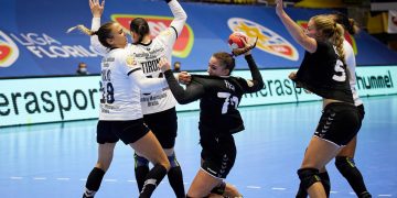 CS Minaur câștigă la masa verde partidele cu Thuringer și termină Grupa C pe primul loc