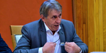 EXCLUSIV FOTO – REPLICĂ STEJERA: Primarul Mătieș este și jurnalist? Ne predă lecții însă uită să precizeze de ce a condiționat eliberarea unui act cu semnarea unei procure notariale