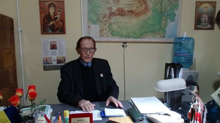La ceas aniversar! Haralambie Cacină, președintele de onoare al Asociației Veteranilor de Război Maramureș, împlineşte azi 98 de ani