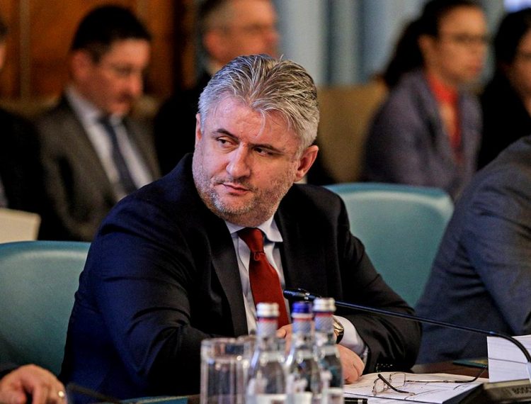 De la o firmă de „păcănele”, la multiplu secretar de stat la Transporturi. Ascensiunea domnului Dragoș Virgil Titea de la ROMATSA