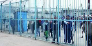 Înșelătorie de clasă înaltă! Câțiva „călugări” încarcerați la Iași au convins o bătrână să le „doneze” suma de 132.000 EURO