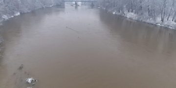 Președintele Ungariei, scrisoare către omologul Klaus Iohannis: „Sectorul ungar al râului Someş a fost poluat recent cu metale grele provenite de la mine abandonate din nordul României”