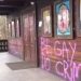 Biserică vandalizată cu vopsea roz de susținătorii LGBT